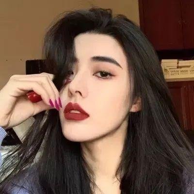 落花逢君冠中宫