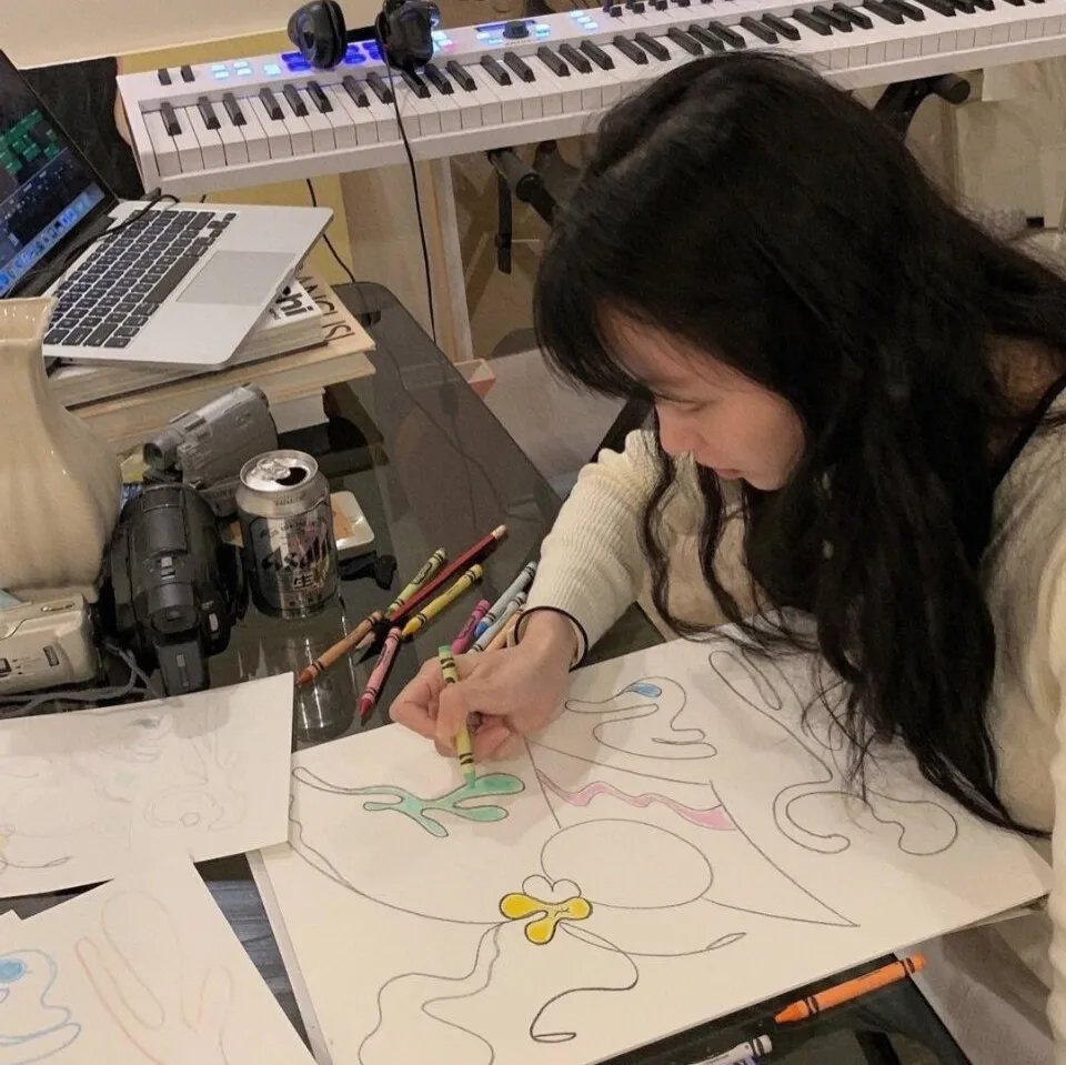 把我关进铜镜后三个哥哥后悔了